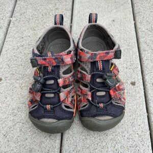 Keen Kids Outdoor Waterproof, Hiking, Camping, Climbing Sandals - Red and Blue